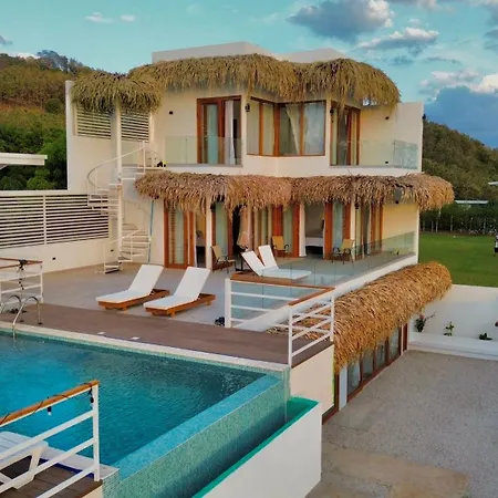 Casa Kairos Cr, Playa Samara Villa